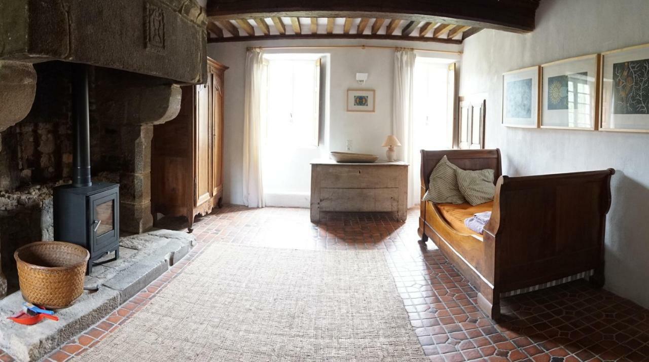 Вилла Manoir De La Guerrie Saint-Patrice-de-Claids Экстерьер фото